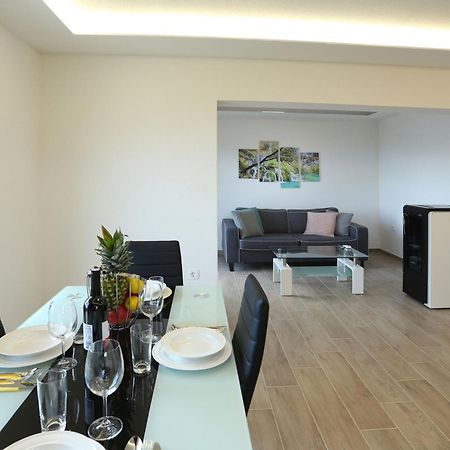 Villa Dragi With Pool, Sauna, & Whirlpool Opatija Quarto foto