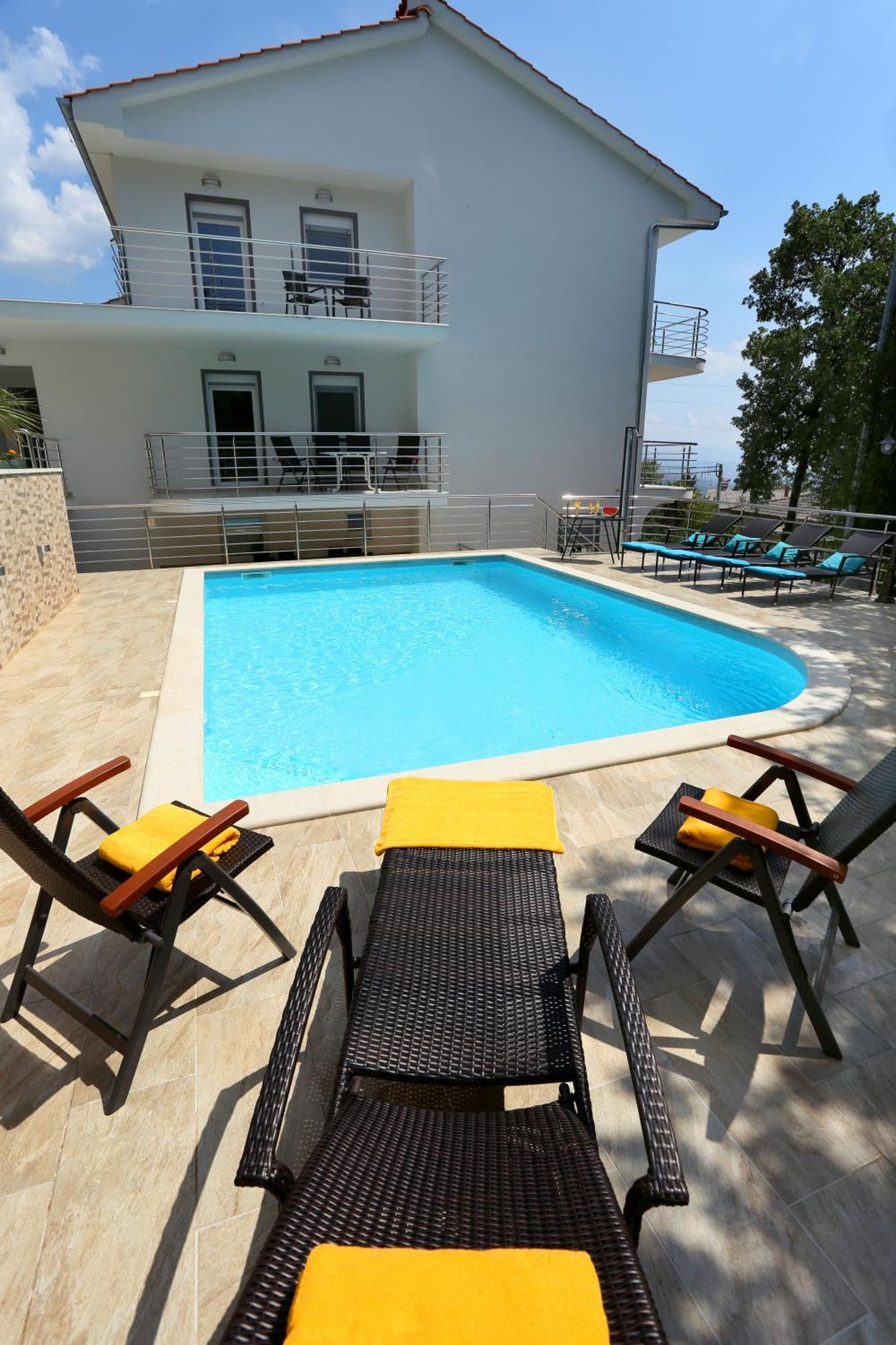 Villa Dragi With Pool, Sauna, & Whirlpool Opatija Quarto foto
